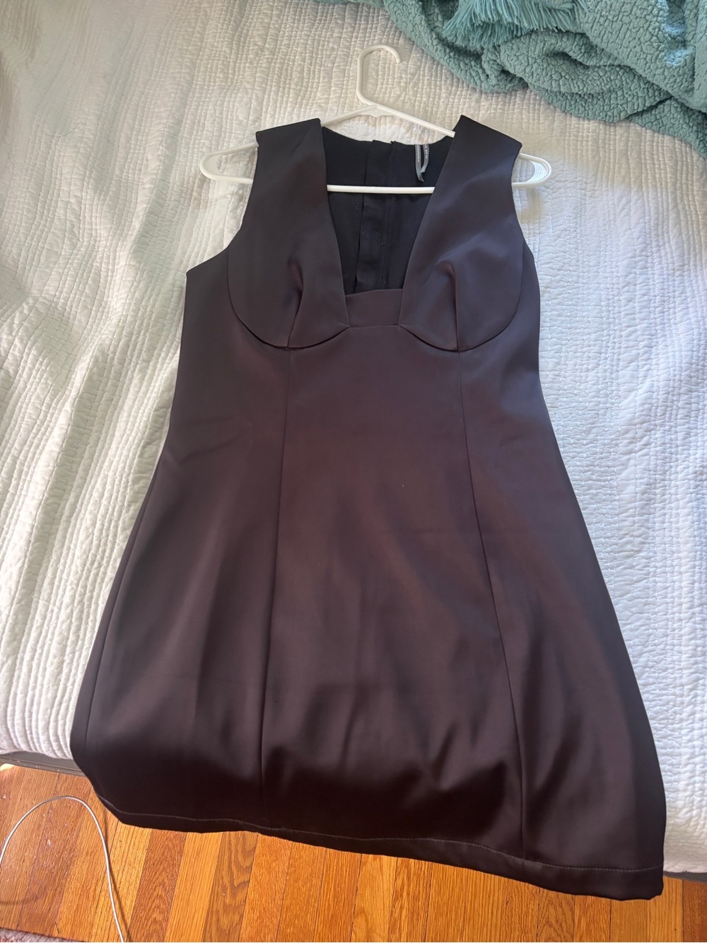 Anthropologie Black Sleeveless V-Neck Shift Dress - Picture 2 of 3
